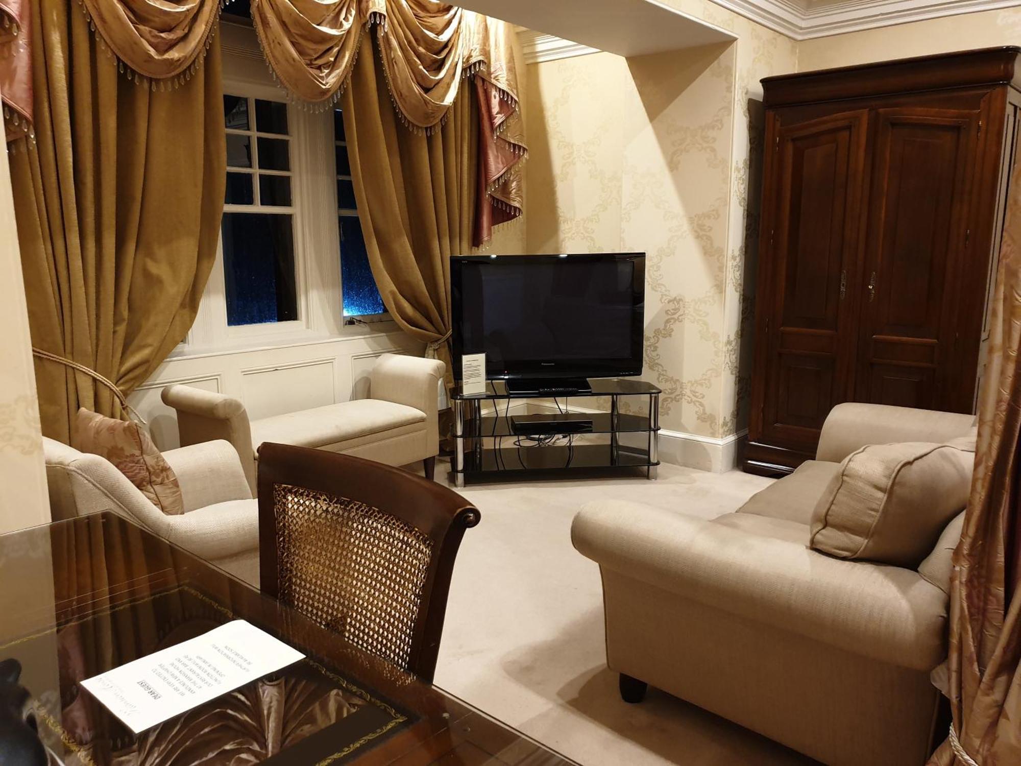 Mansion House Hotel Elgin Εξωτερικό φωτογραφία