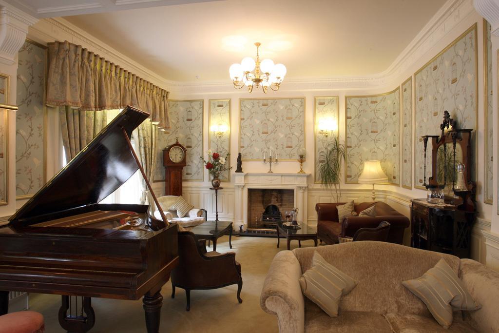 Mansion House Hotel Elgin Εξωτερικό φωτογραφία
